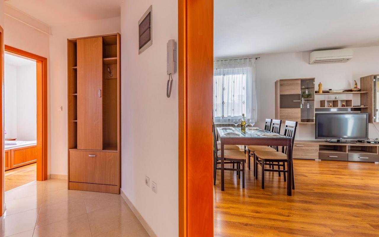 Istriensonne - Apartments Veruda Mit Grillterrasse PUY Exterior foto