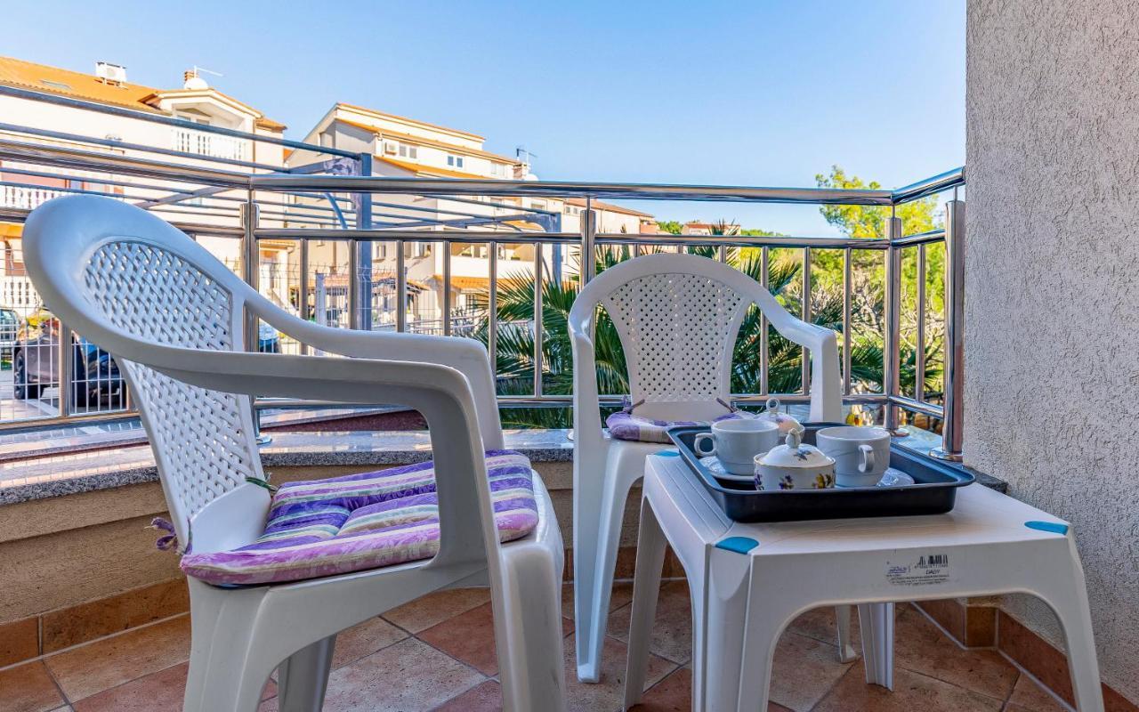 Istriensonne - Apartments Veruda Mit Grillterrasse PUY Exterior foto