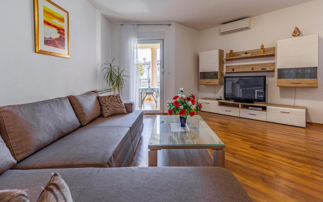 Istriensonne - Apartments Veruda Mit Grillterrasse PUY Exterior foto